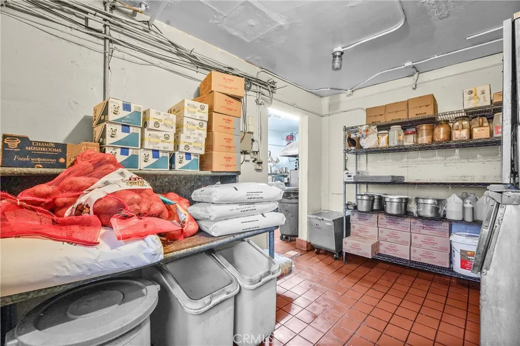 1930 S Pacific Ave, San Pedro, CA 90731