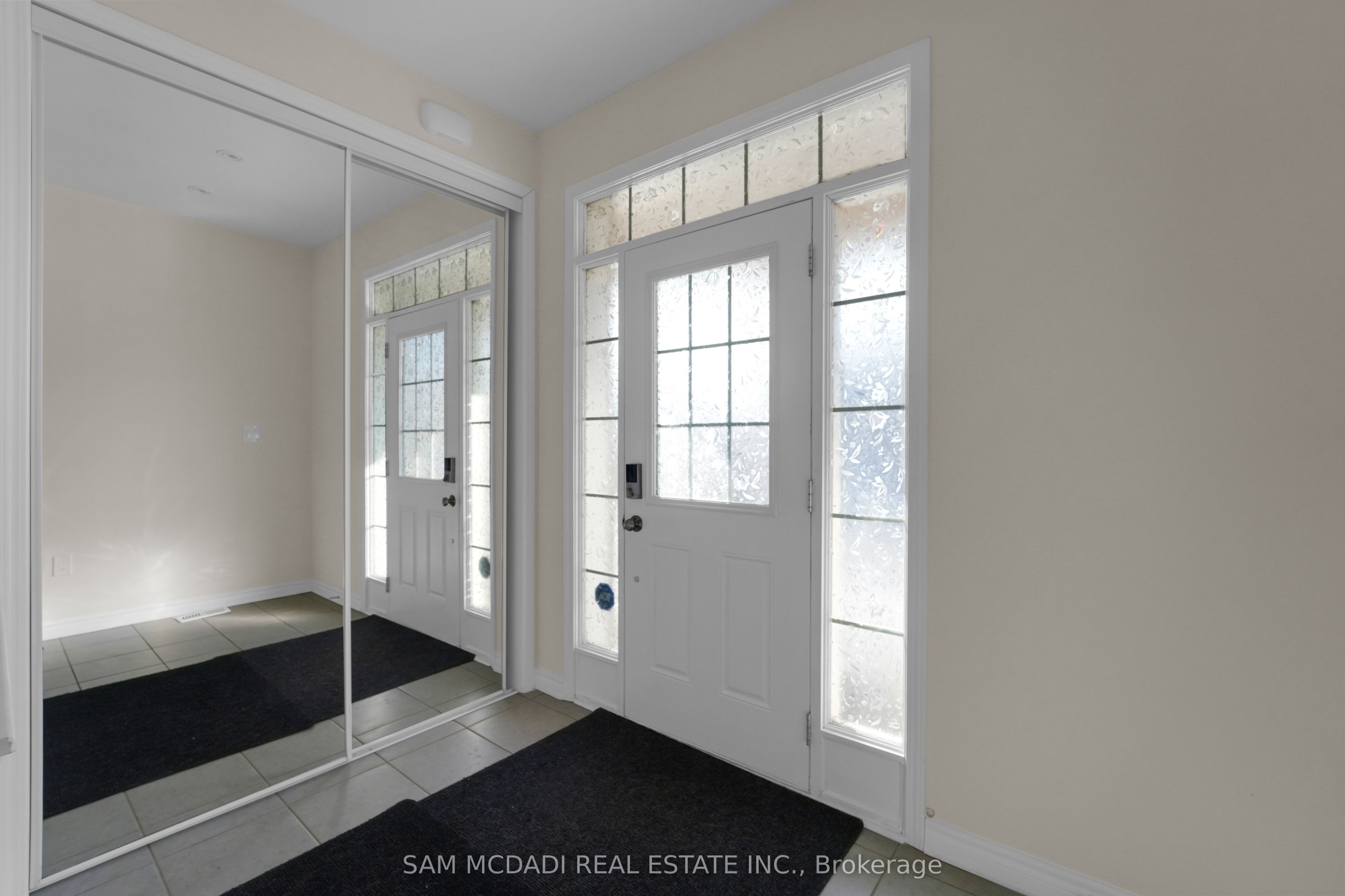 1395 Chretien Street, Milton, ON, L9E 1G7 photo 5