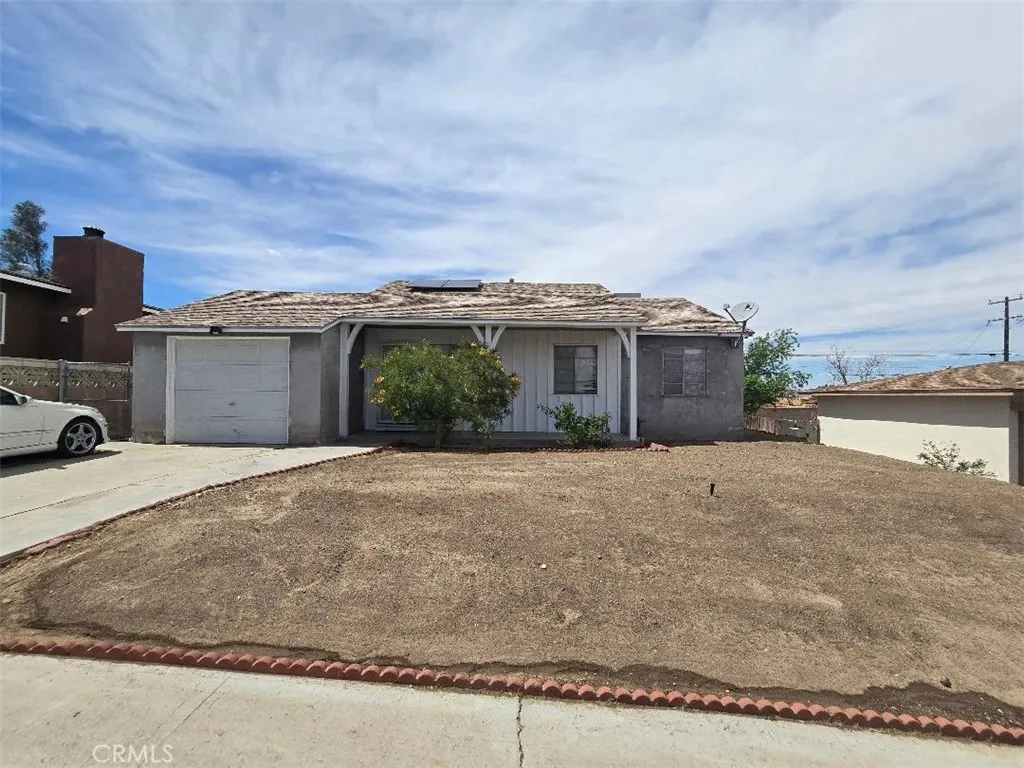 728 Belinda St, Barstow, CA 92311