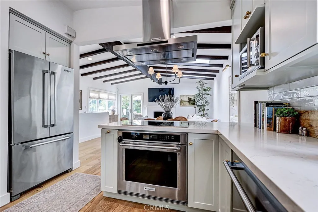 Additional image 51 of 3211 N Valley Dr, Manhattan Beach, CA 90266