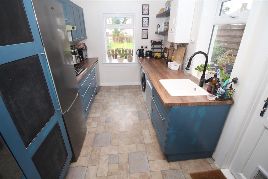Additional image 4 of 3 bed semi-detached house for saleEast Crawford Street, Greenock PA15