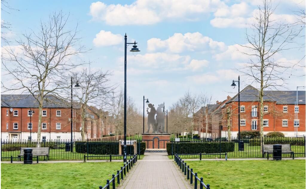 3 bed flat to rentDeykin Road, Lichfield WS13