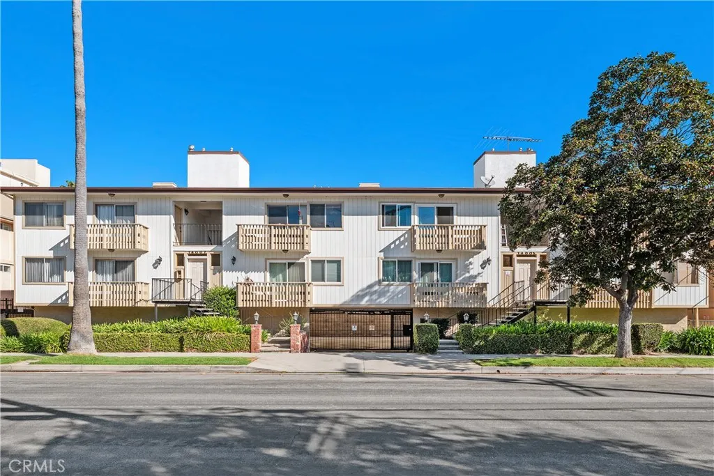 Additional image 3 of 14005 Milbank Street Unit 7, Sherman Oaks, CA 91423
