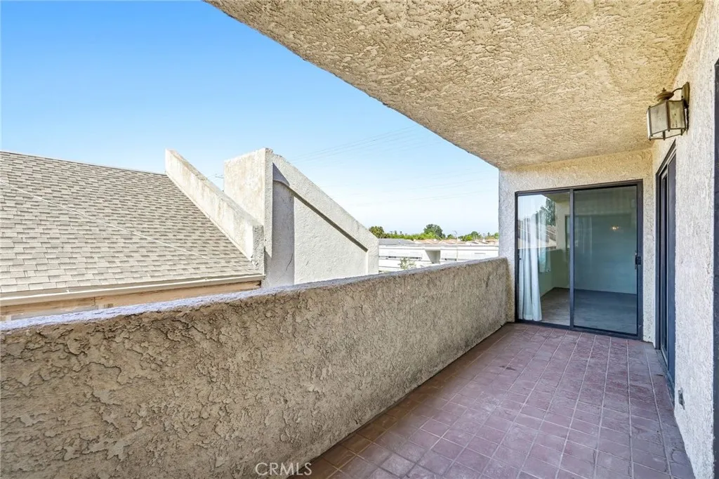 Additional image 71 of 7625 Reseda Blvd Unit 202, Reseda, CA 91335