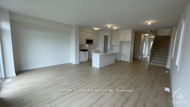 Additional image 2 of 110 Succession Court, Ottawa, ON, K2S 2Z8