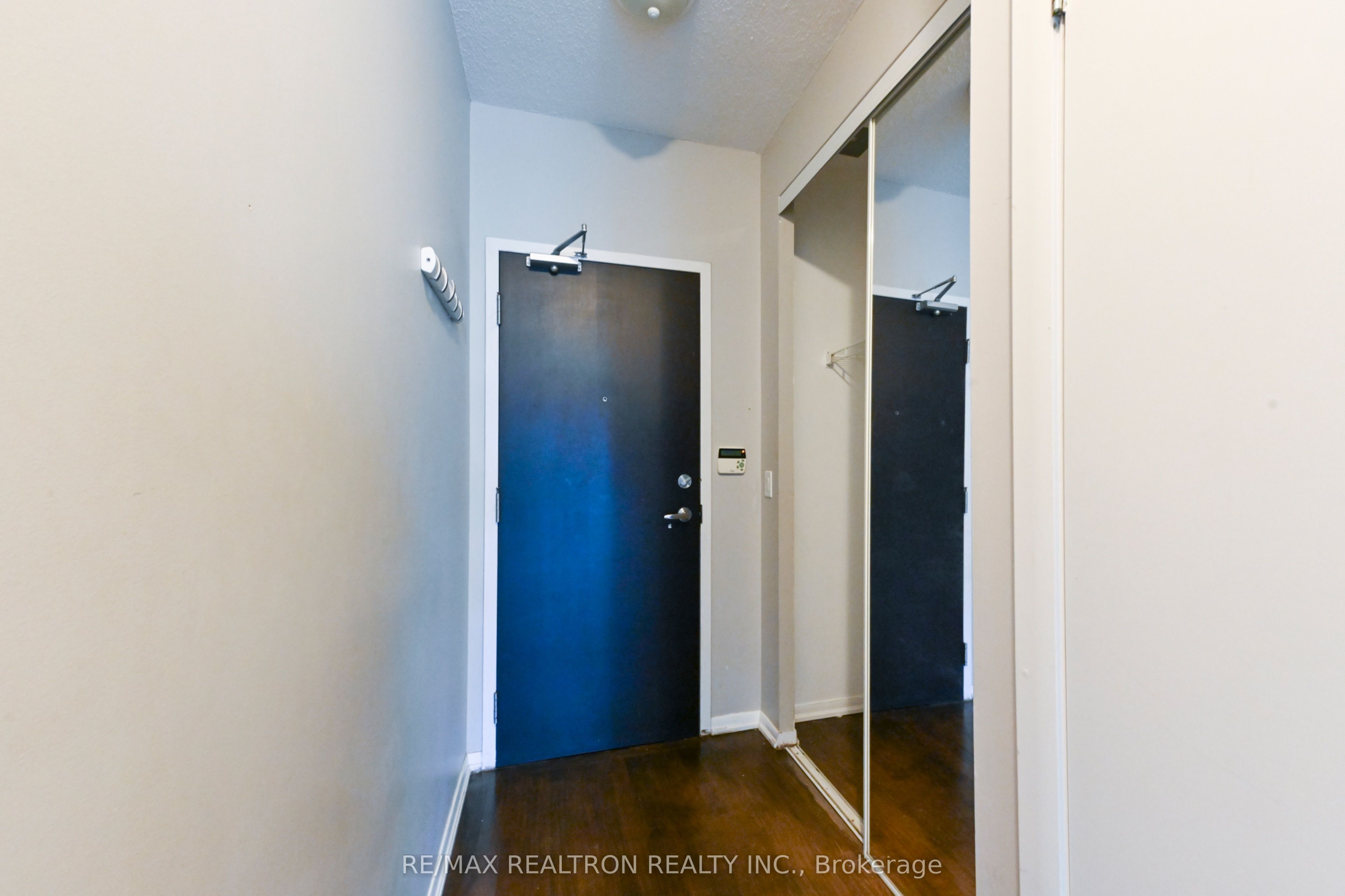 Additional image 3 of 2505-231 Fort York Boulevard, Toronto, ON, M5V 1B2