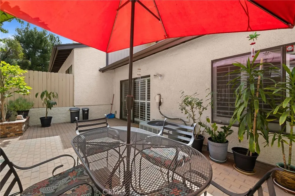 Additional image 35 of 10831 Roycroft St Unit 9, Sun Valley, CA 91352