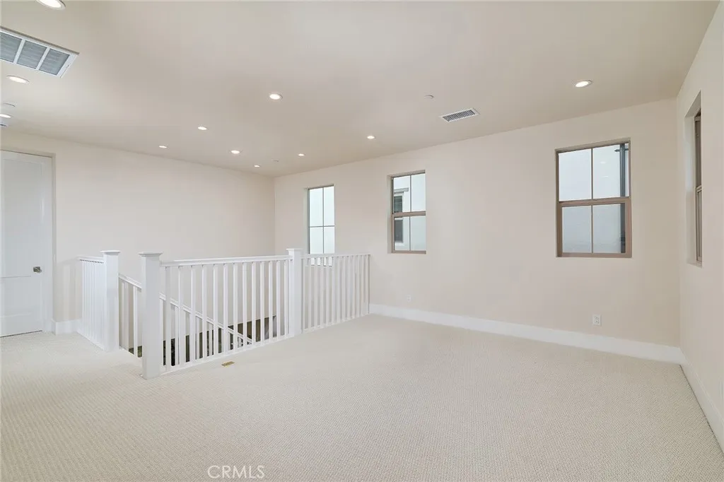 Additional image 92 of 103 Oakstone, Irvine, CA 92618
