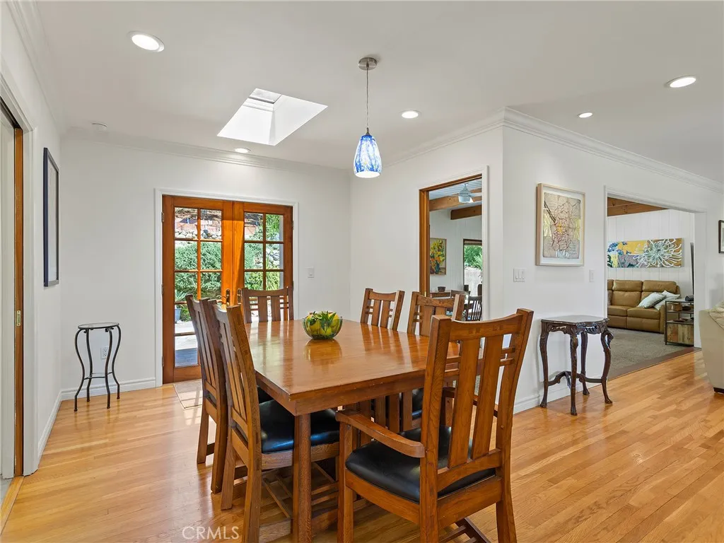 Additional image 15 of 1012 N Sunset Canyon Drive, Burbank, CA 91504
