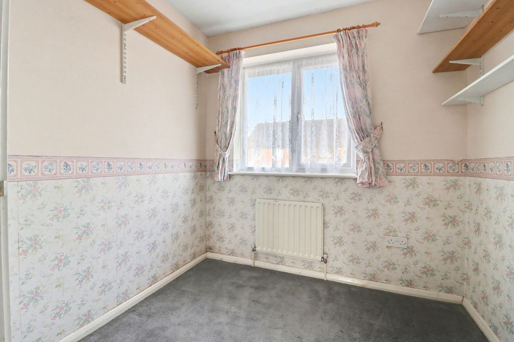 Additional image 9 of 3 bed semi-detached house for saleMallow Road, Hedge End SO30