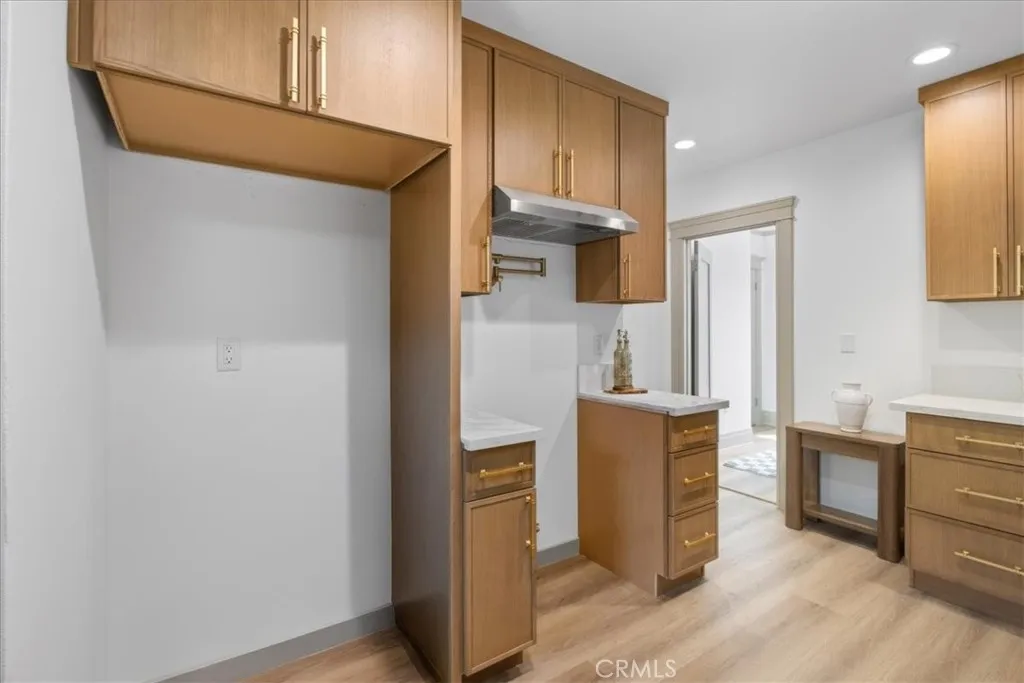 Additional image 94 of 4239 S Raymond Avenue, Los Angeles, CA 90037