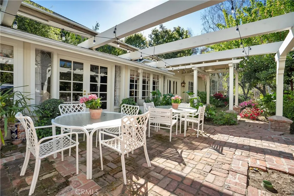 Additional image 29 of 17420 Rancho St, Encino, CA 91316