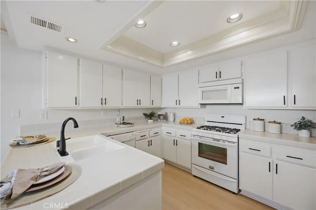 Additional image 12 of 23401 Via Linda Unit C, Mission Viejo, CA 92691
