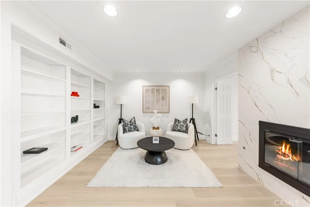Additional image 8 of 54 Willow Tree Ln, Irvine, CA 92612