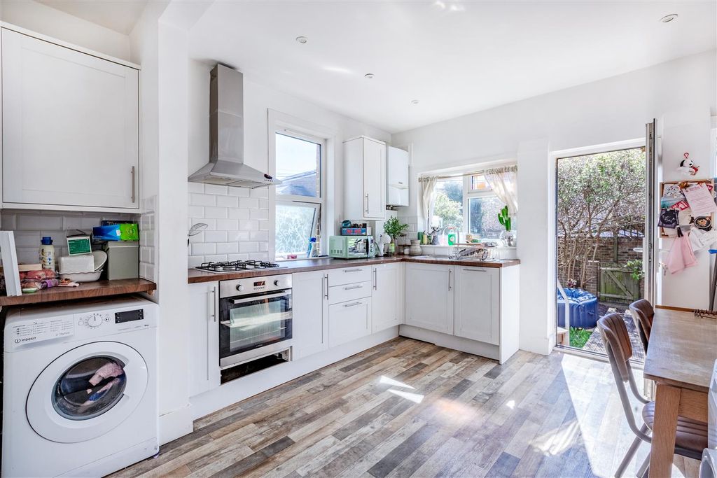 Additional image 4 of 1 bed flat for saleLauriston Road, Brighton BN1