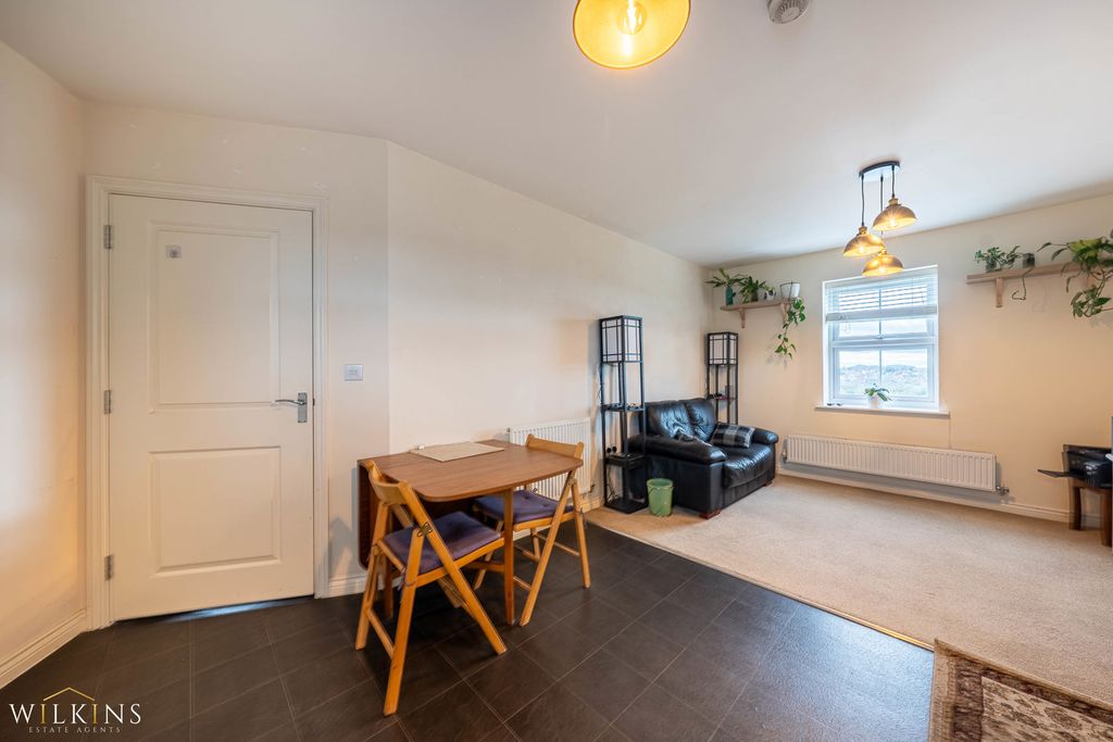 Additional image 6 of 2 bed flat to rentBrights Road, Nuneaton, Warwickshire CV10
