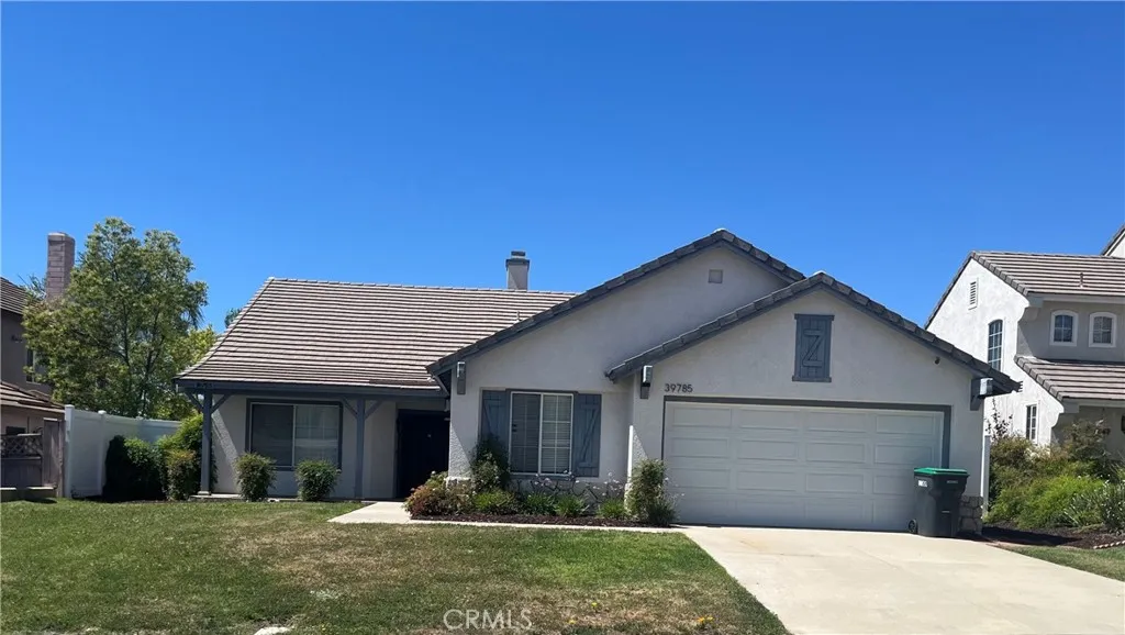 39785 Spinning Wheel Dr, Murrieta, CA 92562