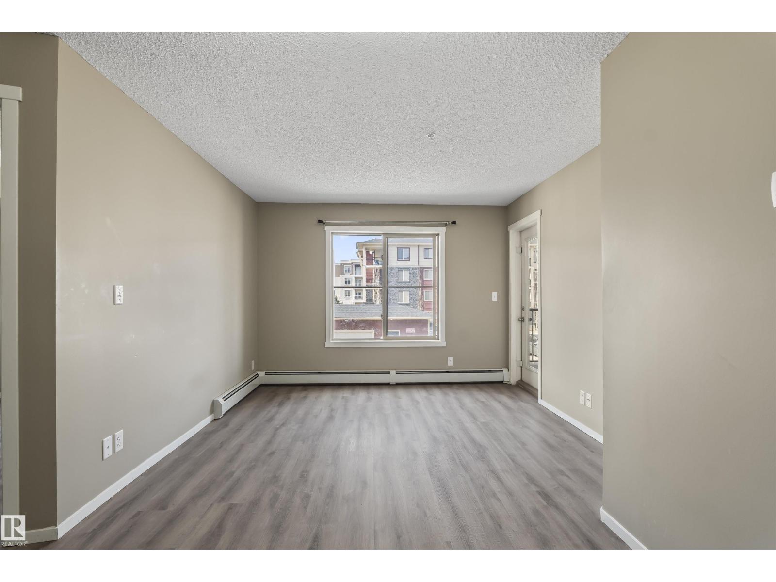214-5816 Mullen Place NW, Edmonton, AB, T6R0W3