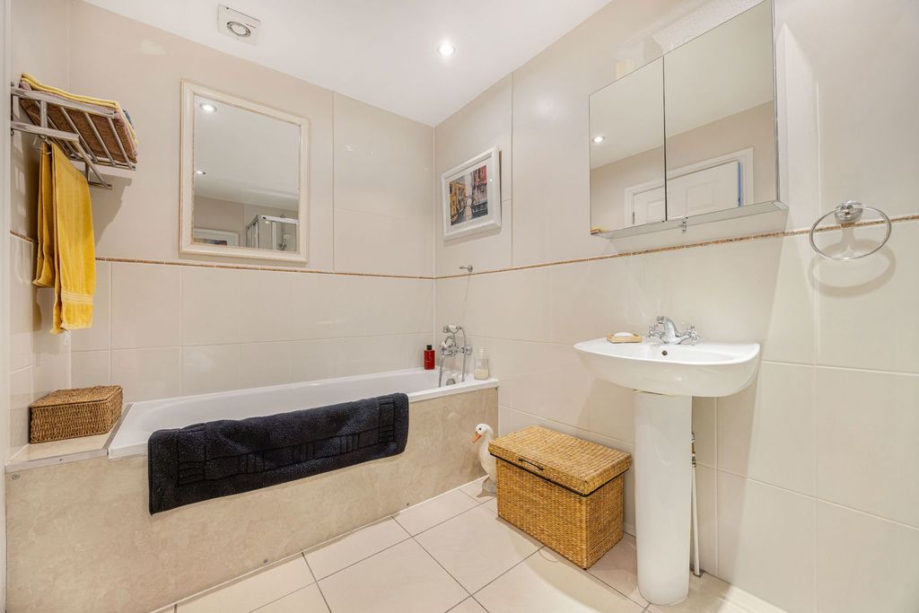 Additional image 22 of 3 bed flat for saleBurston House, Pittville Circus, Cheltenham, Gloucestershire GL52