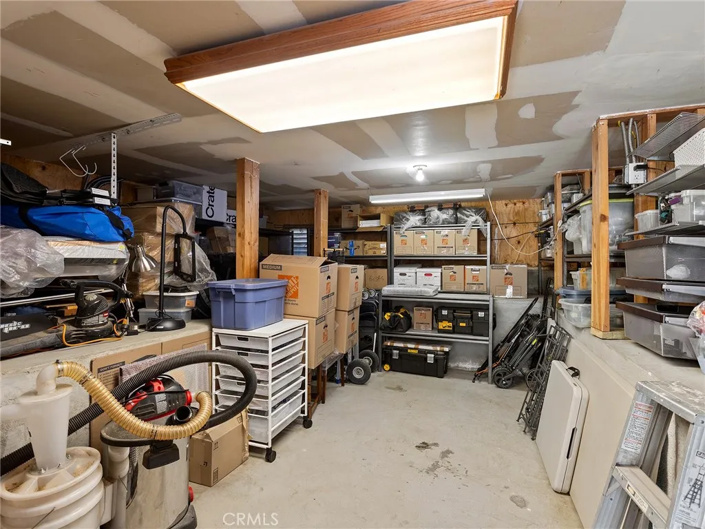 Additional image 116 of 1012 N Sunset Canyon Drive, Burbank, CA 91504
