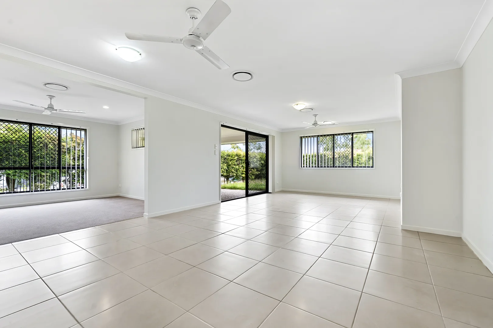 18 Quartz Cresent, Mango Hill QLD 4509 photo 3