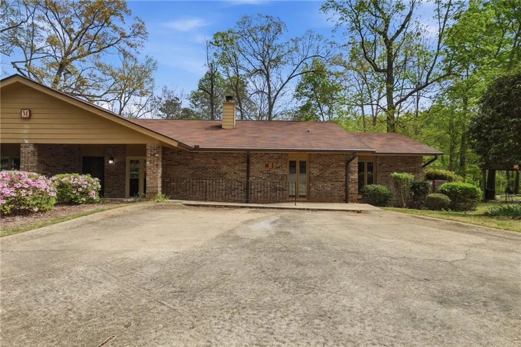 Additional image 2 of 4200 Bridgecrest Drive Unit M1, Phenix City, AL 36867