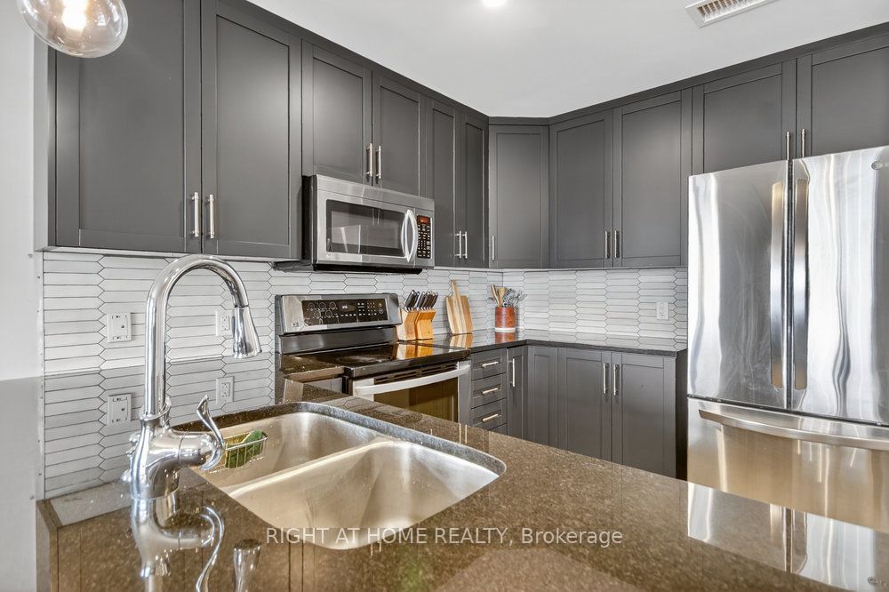 Additional image 4 of 6-30 Prestige Circle, Ottawa, ON, K4A 0W9