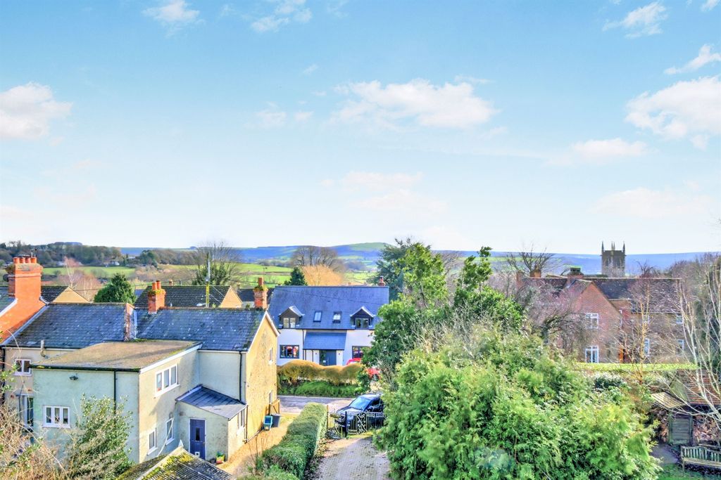 Additional image 17 of 4 bed detached house for saleSt. Johns Hill, Shaftesbury SP7