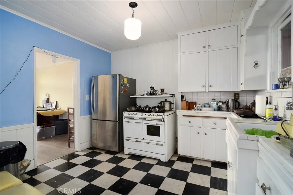Additional image 14 of 3036 Surry Street, Los Angeles, CA 90027
