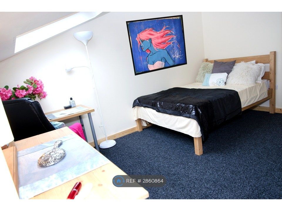 Additional image 6 of 5 bed flat to rentCemetery Road, Sheffield S11
