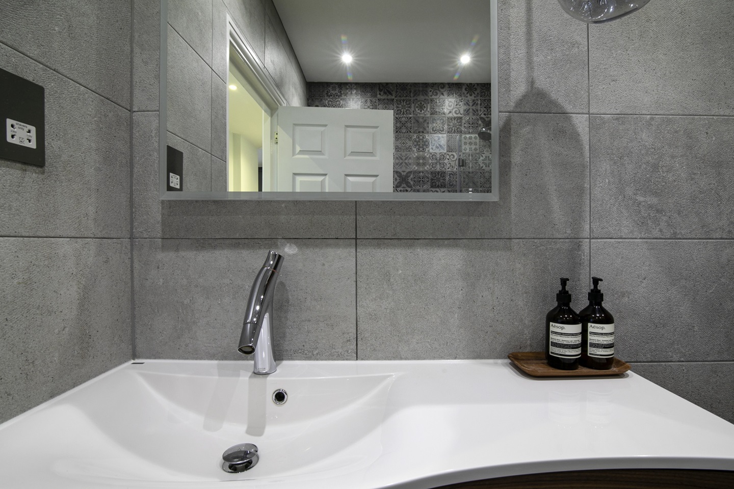 Additional image 12 of 2 Bed Flat, Herbal Hill Gardens, EC1R, N1 7GU