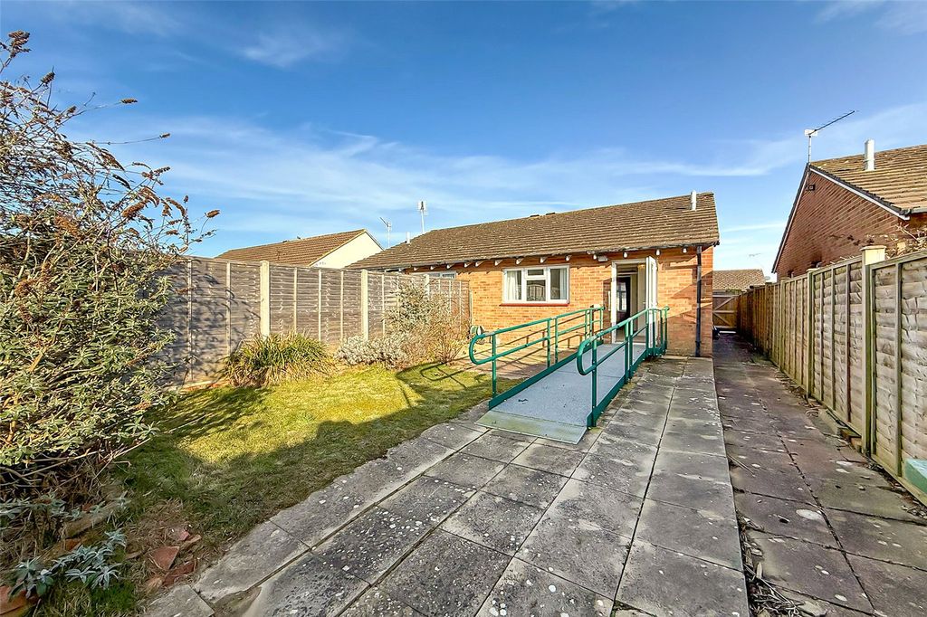 Additional image 5 of 2 bed bungalow for saleAdmirals Walk, Littlehampton, West Sussex BN17