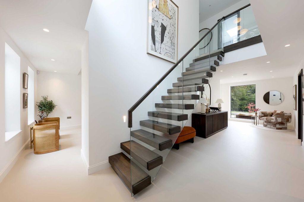 Additional image 9 of 5 bed country house for saleTower Road, Coleshill, Amersham, Buckinghamshire HP7