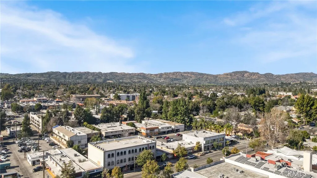 Additional image 47 of 7235 Owensmouth, Canoga Park, CA 91303