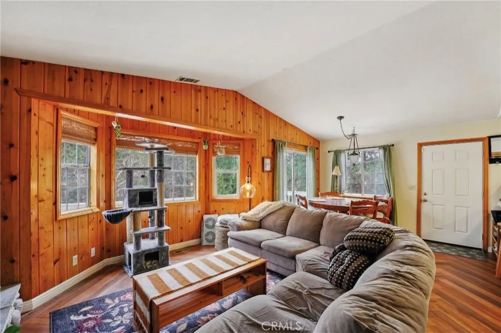 Additional image 3 of 32807 Deer Lick Drive, Running Springs, CA 92382