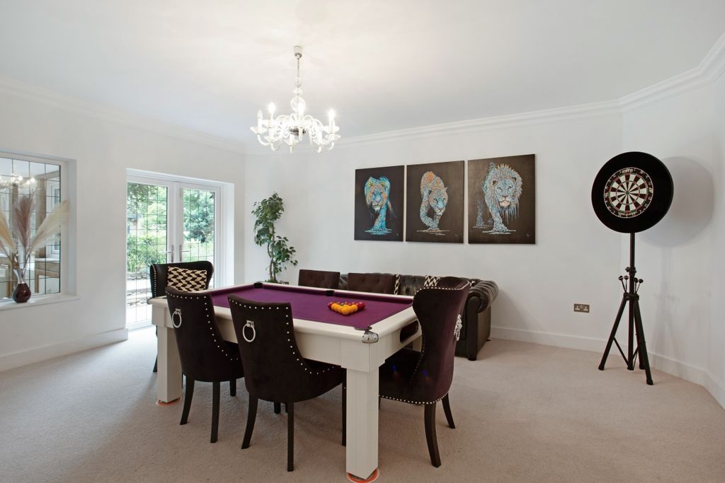 Additional image 8 of 5 bed detached house to rentHanyards Lane, Cuffley, Potters Bar EN6