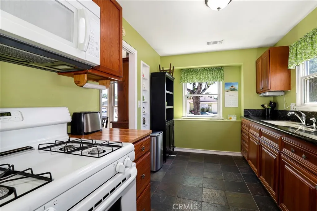 Additional image 12 of 38337 17th Street E, Palmdale, CA 93550