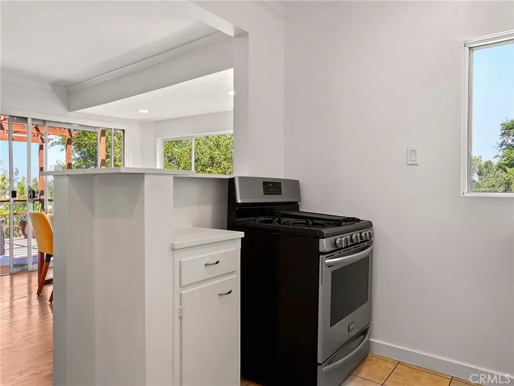 Additional image 48 of 1825 Altivo Way, Echo Park, CA 90026
