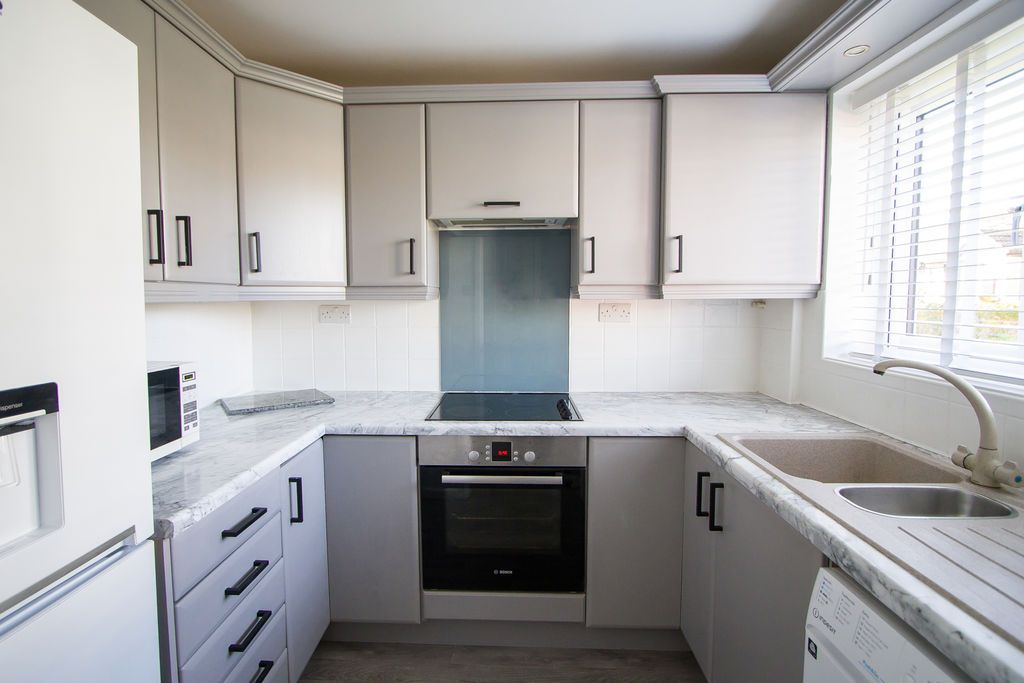 Additional image 4 of 2 bed semi-detached house to rentChurchfields, Barry CF63