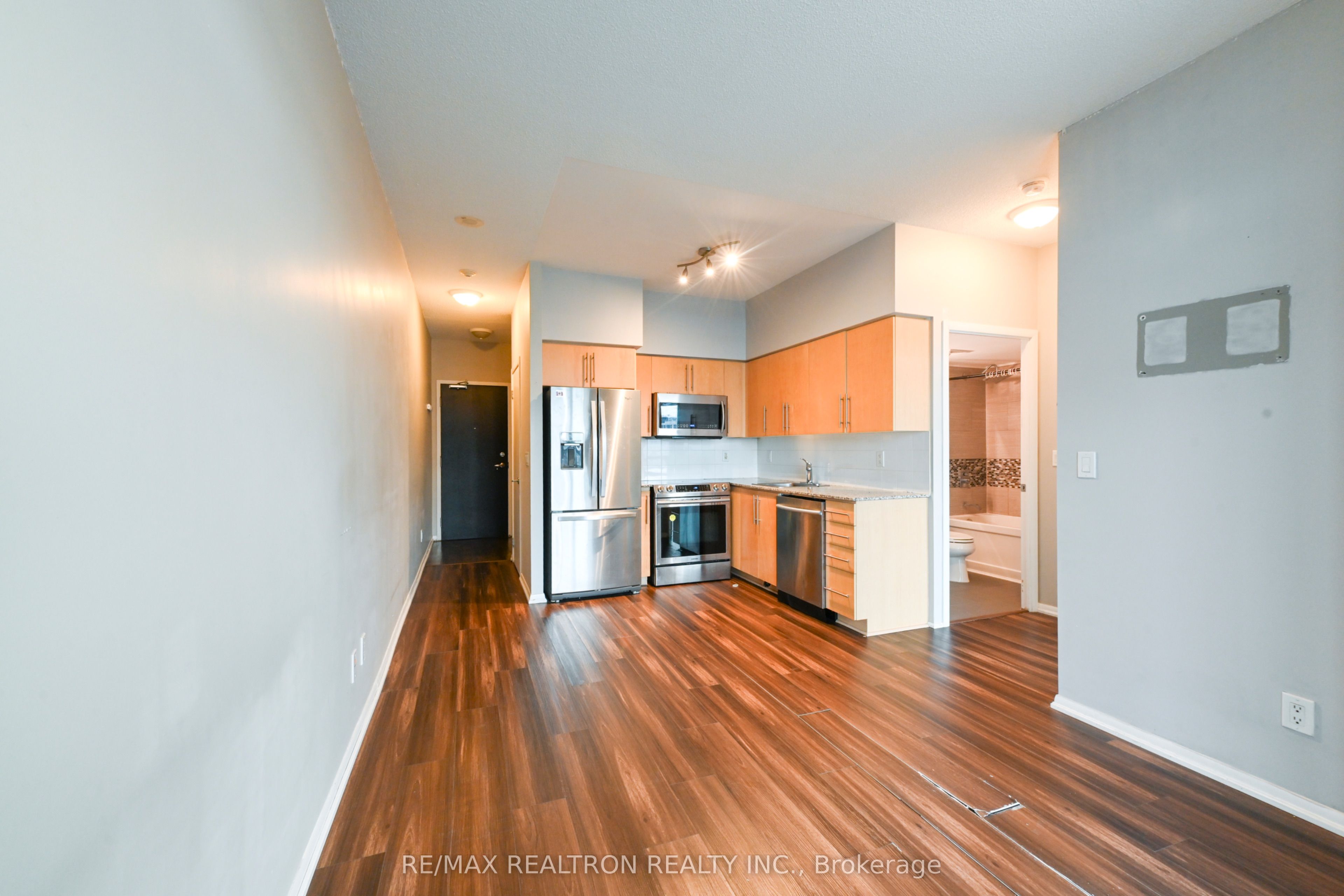 Additional image 6 of 2505-231 Fort York Boulevard, Toronto, ON, M5V 1B2