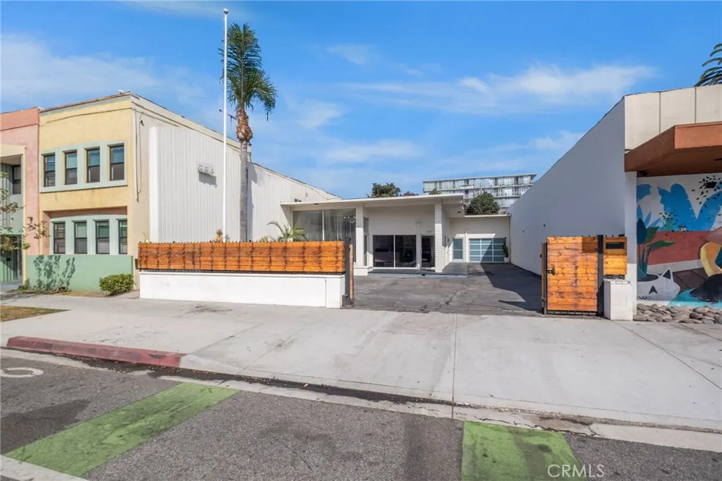 Additional image 2 of 555 E 3rd St, Long Beach, CA 90802