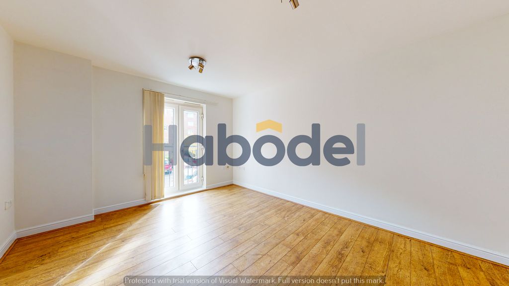 Additional image 5 of 2 bed flat to rentBromley Close, East Road, Temple Fields, Harlow CM20