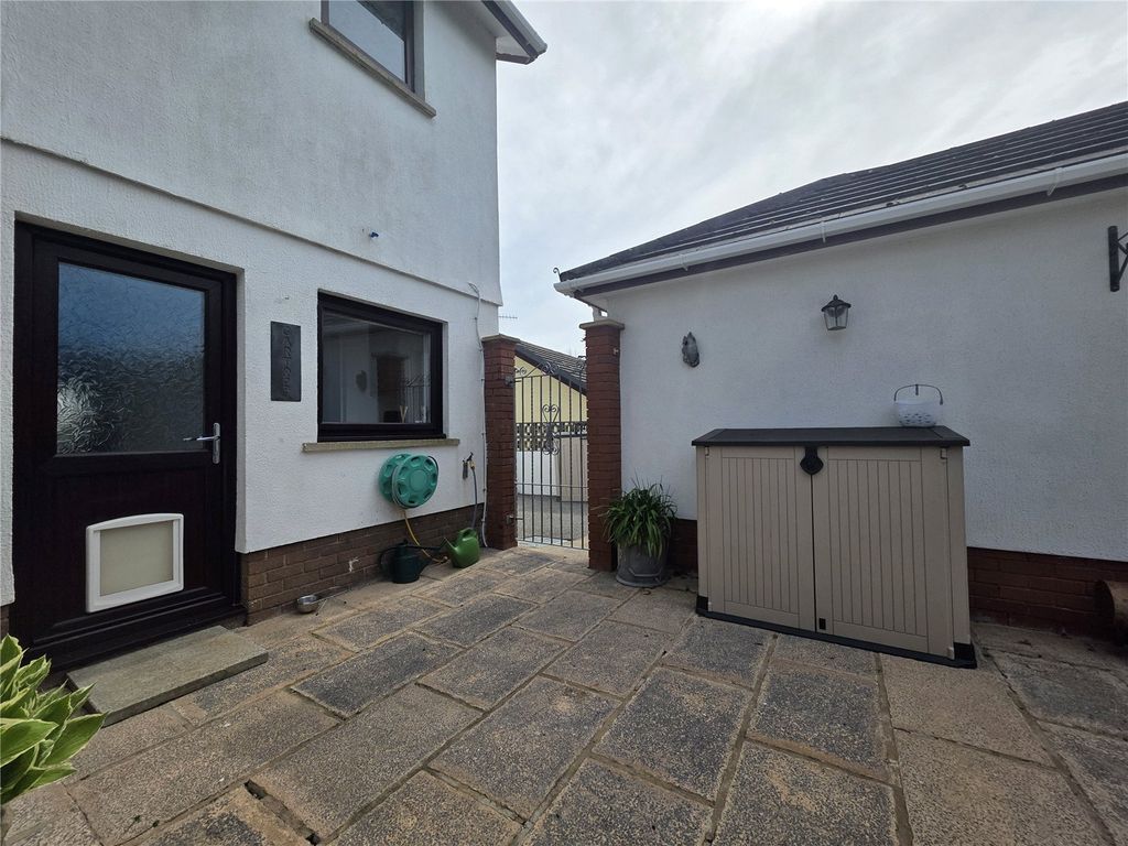 Additional image 35 of 4 bed detached house for saleGlenview Avenue, Pembroke Dock, Pembrokeshire SA72