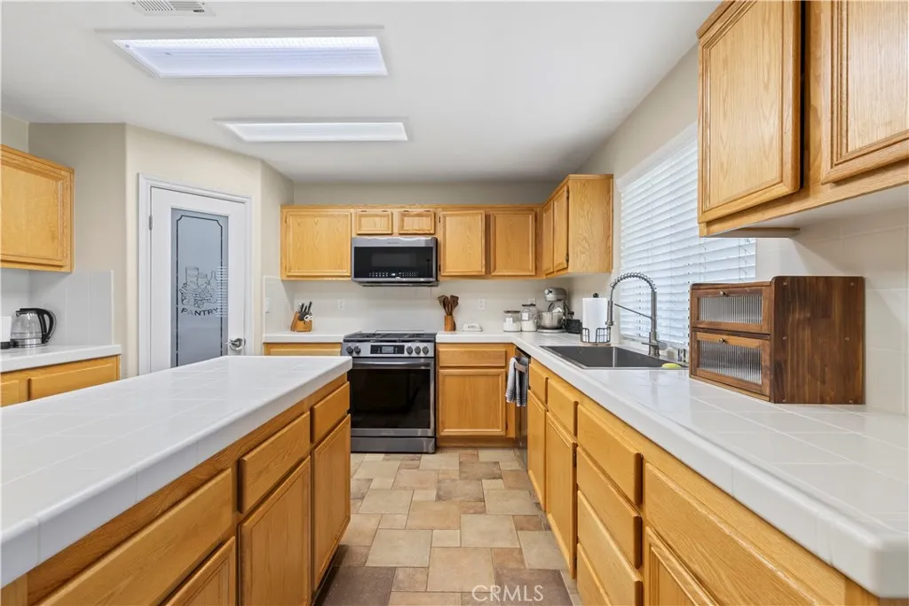 Additional image 21 of 7219 Birch Tree Pl, Fontana, CA 92336
