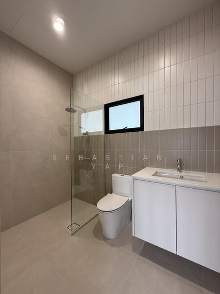 Additional image 5 of 138 Pasir Ris Road