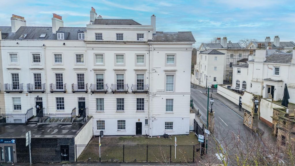 Additional image 14 of 2 bed flat for saleNorth Road, The Park NG7
