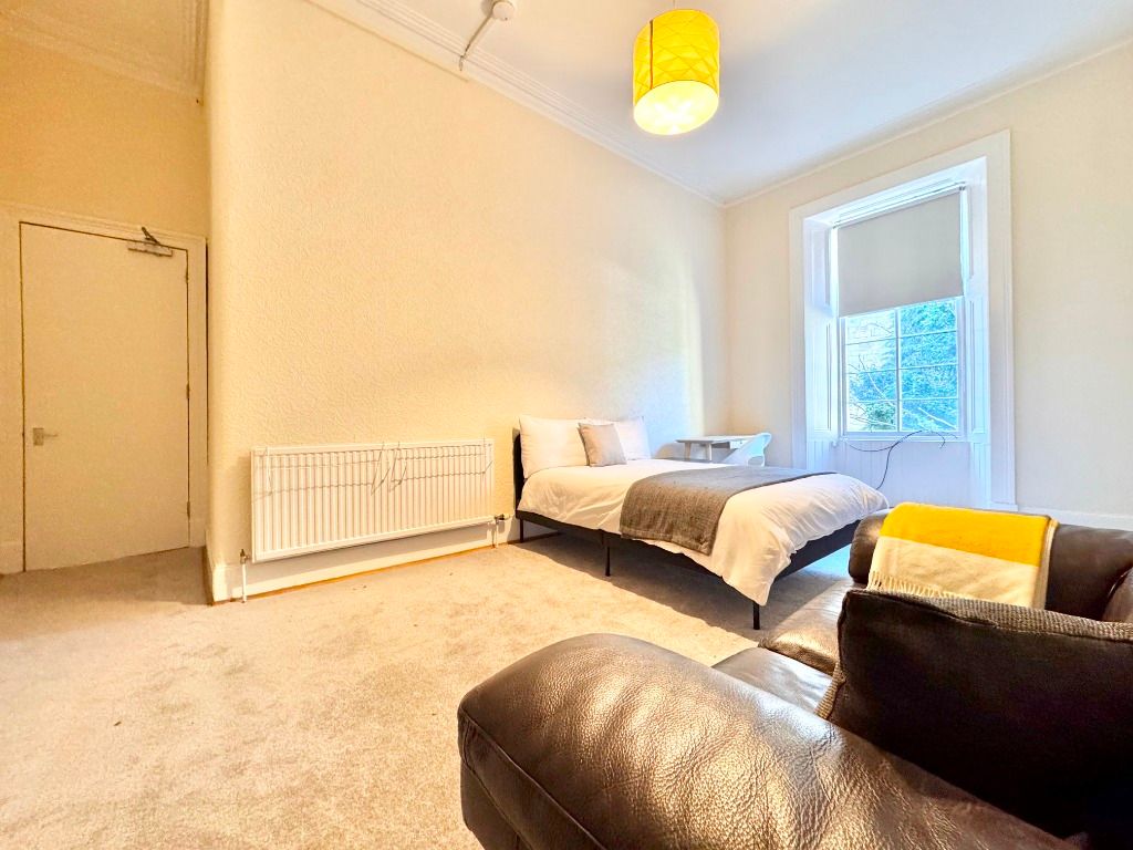 Additional image 18 of 5 bed flat to rentHillhead Street, Hillhead, Glasgow G12