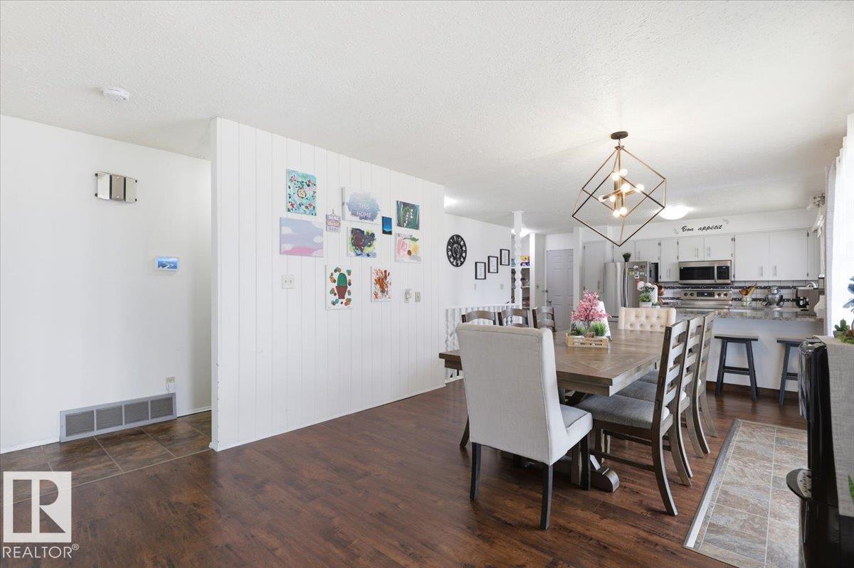 Additional image 2 of 3705 54 Street, Wetaskiwin, AB, T9A2L1