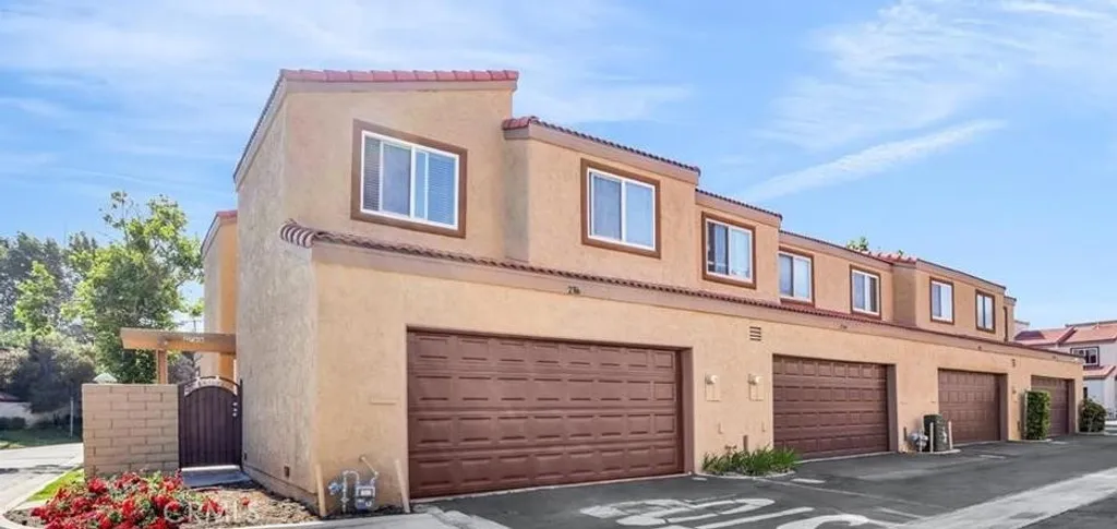Additional image 2 of 2766 Via Hacienda Unit 102, Fullerton, CA 92835