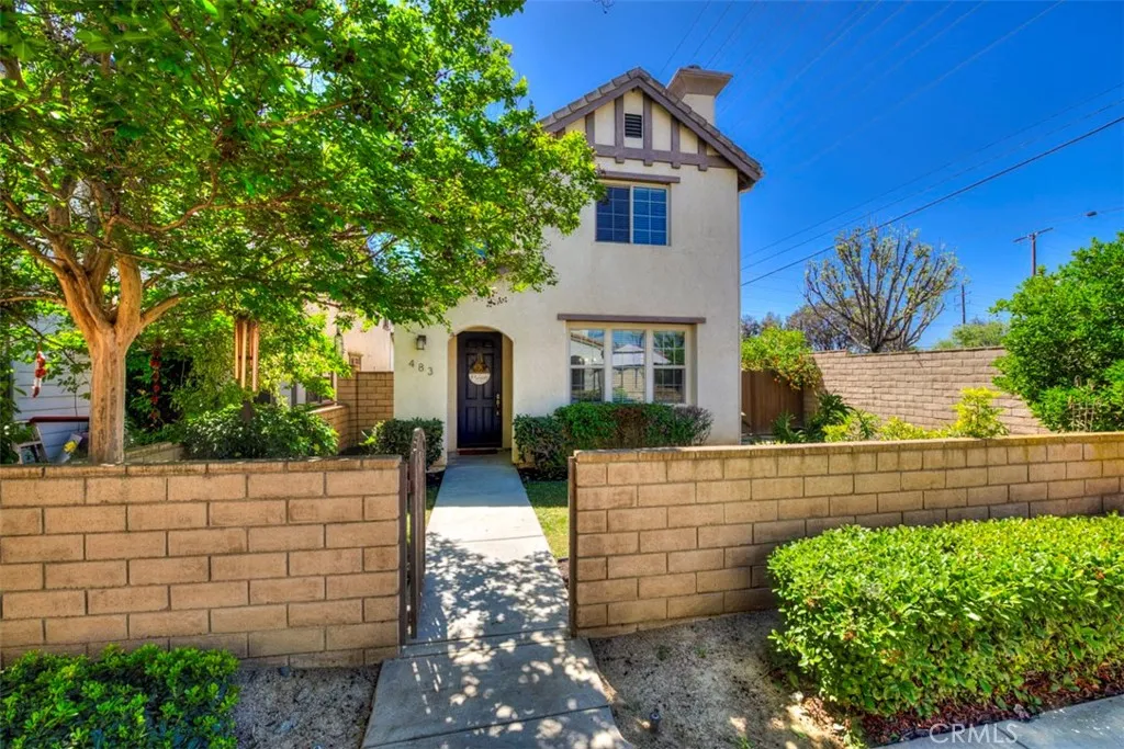 Additional image 2 of 483 Klamath Ct, Corona, CA 92880